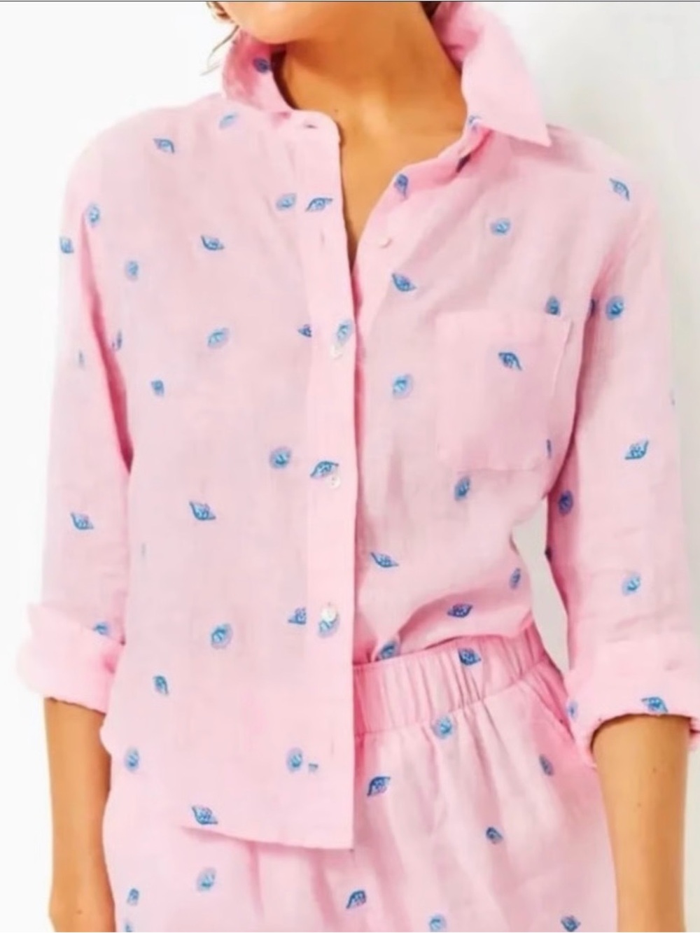 Lilly Pulitzer Coralynn Linen Button Down Shirt Pink Conch Shells embroidered SM